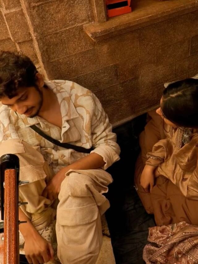 Ayesha says Manara likes Munnawar.